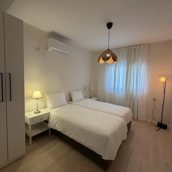 Renovated Spacious 3bdrm Close to Everything, hotel a Jerusalem