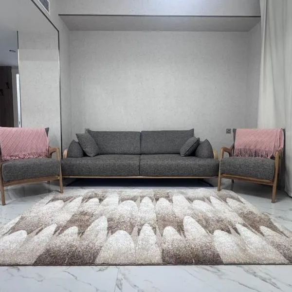 Alvina Private Yard Apartment, hotelli kohteessa Tsaghkadzor