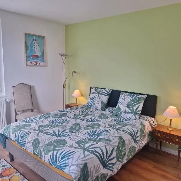 chambre d'hôte, hotel a Saint-Rémy-en-Rollat