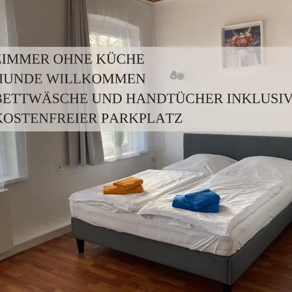 Haus Krabbe Zimmer ohne Küche, zentral gelegen zwischen Cuxhaven und Bremerhaven, Unterstellmöglichkeit für Fahrräder und E-Bikes, hauseigener Parkplatz, Hunde kostenfrei willkommen – hotel w mieście Wremen