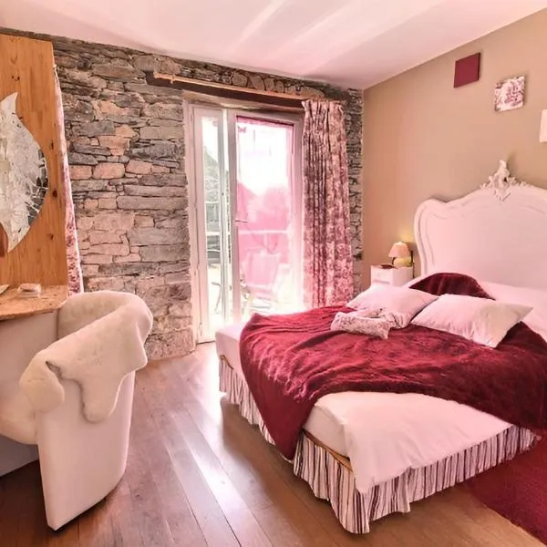 Au Domaine des Camelias, hotell i Plumelin