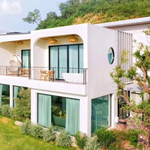The Peak Hill Pool Villa, hotel u gradu Ban Wa Kachieo