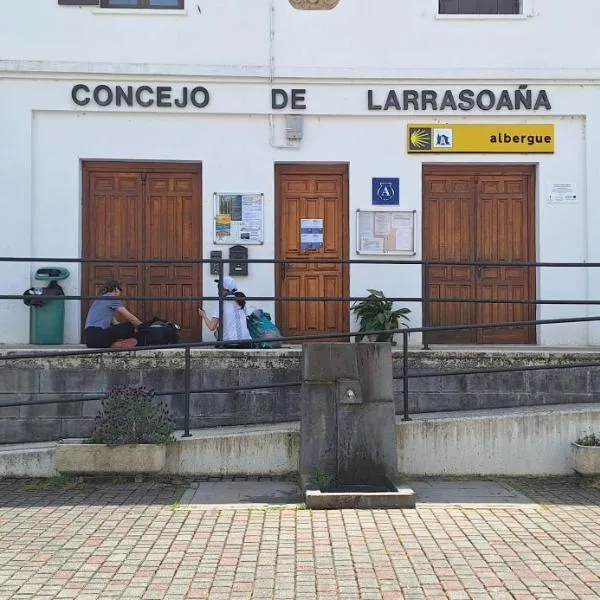 Albergue Municipal de Larrasoaña, hotel di Larrasoaña