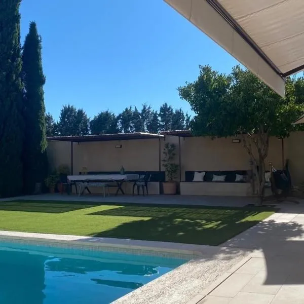 Casa Las Fatiguitas al lado de Torrijos y muy cerca de Toledo y de Puy du Fou, Hotel in Caudilla