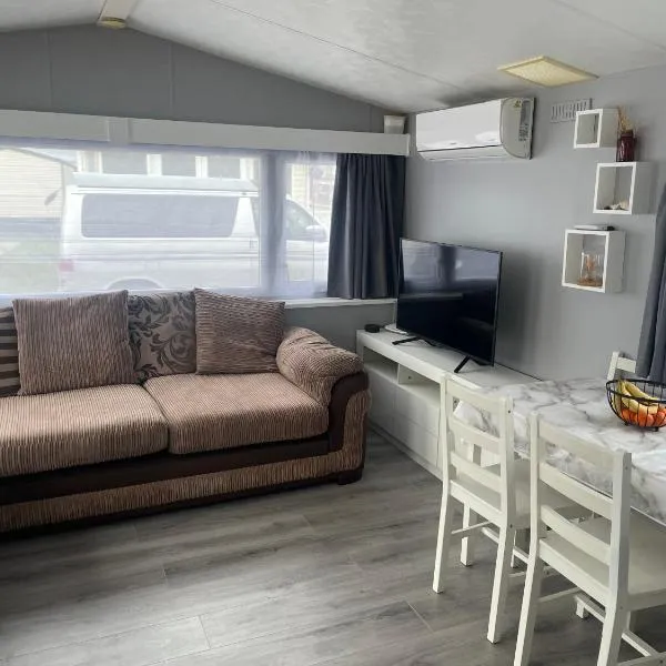 Alberta holiday park, hotel u gradu Vitstejbl