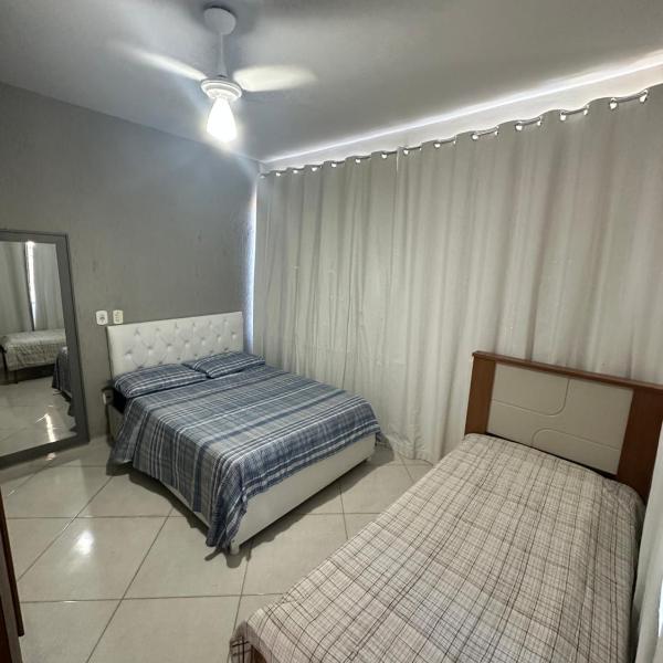 Kitnet com Ar condicionado, wifi, até 3 pessoas, vaga estacionamento - Cabo Frio