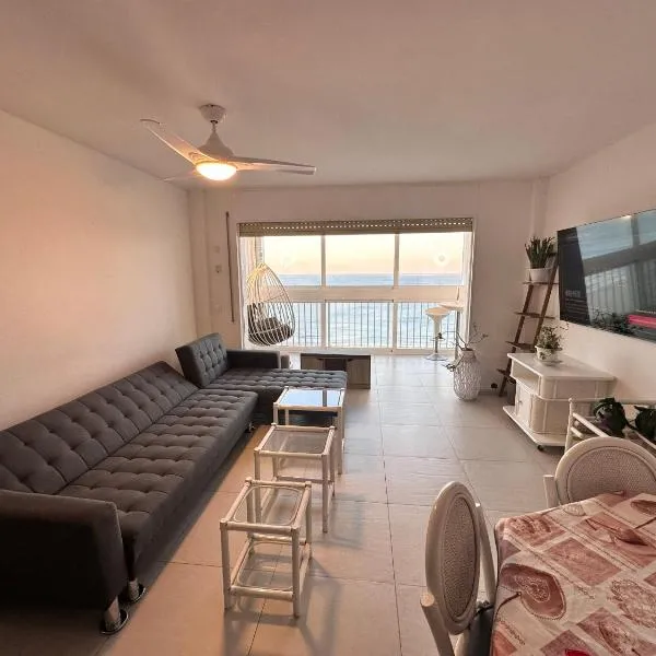 Manhattan apartment, hotel a Empuriabrava