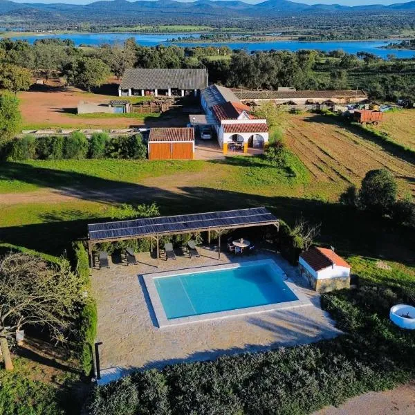 Casa Rural Valdezaque: Cordobilla de Lácara'da bir otel