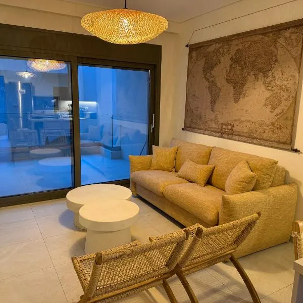 RAFARKO Luxury Loft Nikiti Chalkidiki, khách sạn ở Nikiti