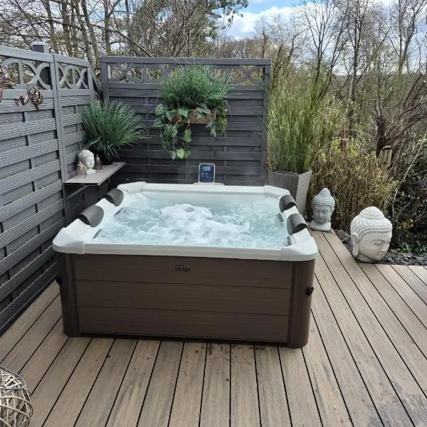 Waldzauber Wellness Appartement Dtv geprüft, hotel di Horhausen