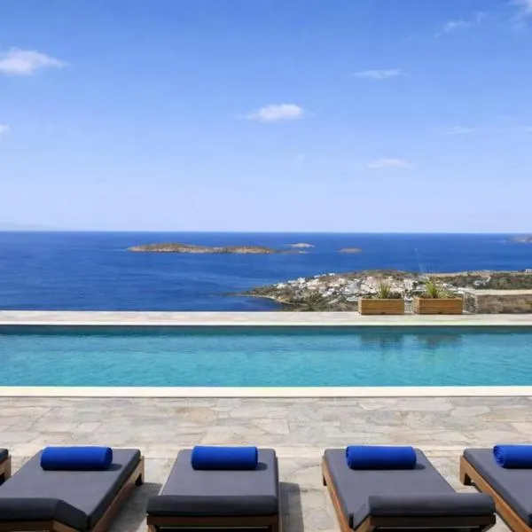Aloe On the Rock Villa with Private Pool & Sea View by Explore Andros, hotel em Batsi