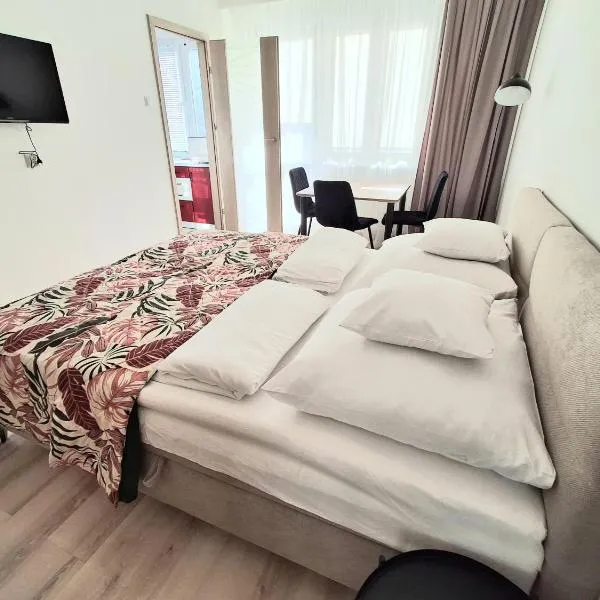 Apartament Bursztynowy, hotel in Ustka