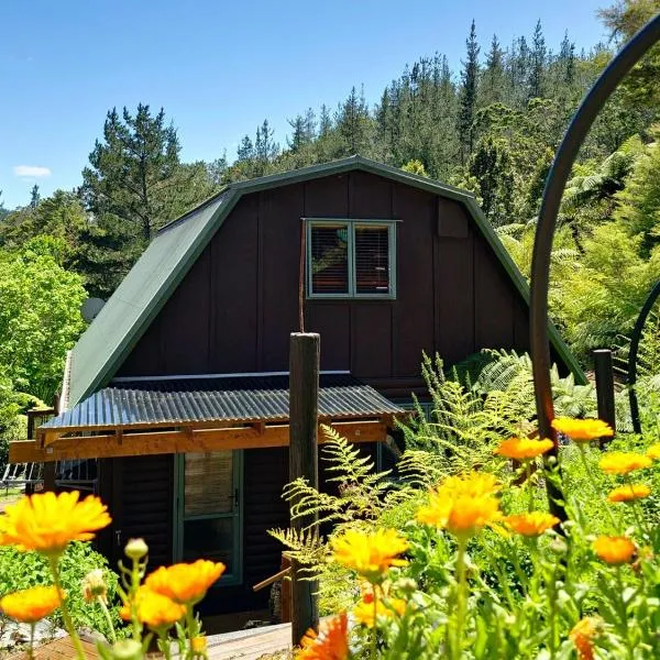 Fernside Tranquil Retreat, hotel u gradu 'Pauanui'