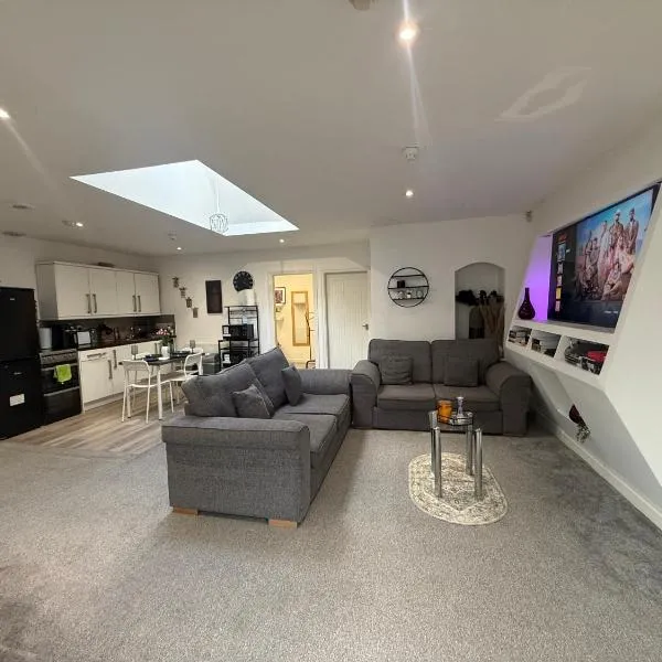 Private Apartment, Hotel in Oldham