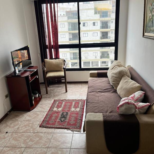 Apt com piscina - Guarujá