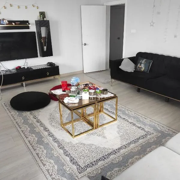 Hostel – hotel w mieście Yakuplu