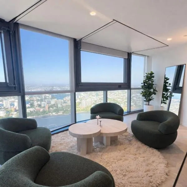 Cloud Nine Stay | Designer Views on Level 61, hotel din Brisbane