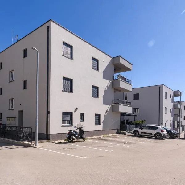 Relax apartman, hotel en Trogir