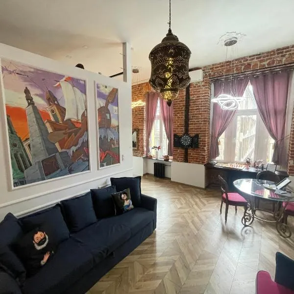 Loft z Antresolą Centrum MURALOWA PRZYSTAŃ klimatyzacja Faktura, хотел в Лодз