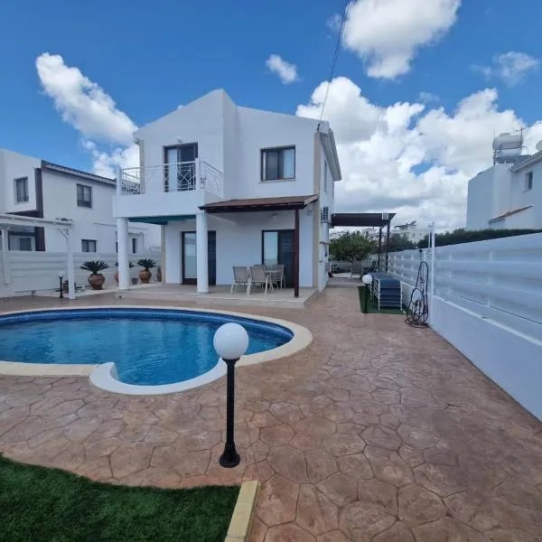 Marmario Villa 10, hotel ad Anarita