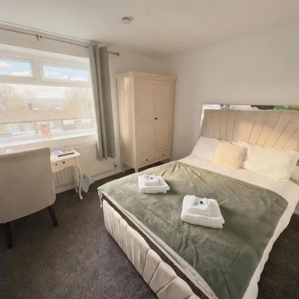 Viesnīca Double Ensuite at St Michaels near LDS Airport pilsētā Rawdon