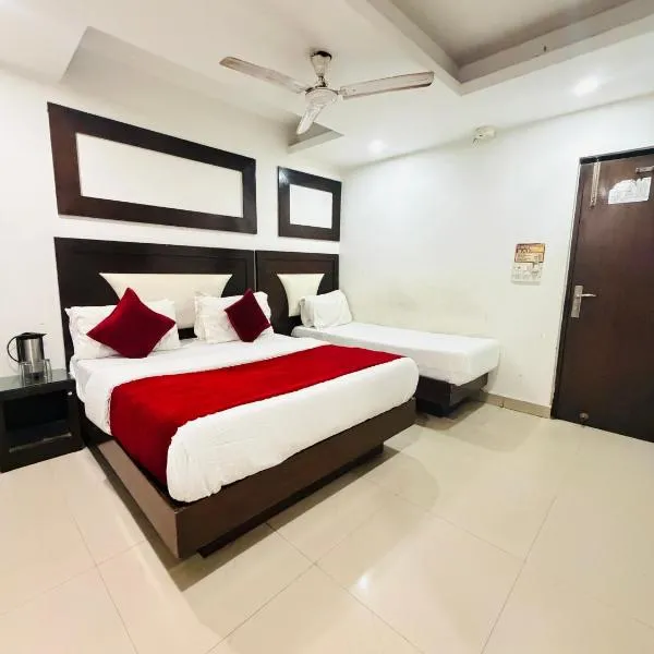 Hotel Sai International - 5 Mints Walk From New Delhi Railway Station And Connaught Place, hotell i New Delhi
