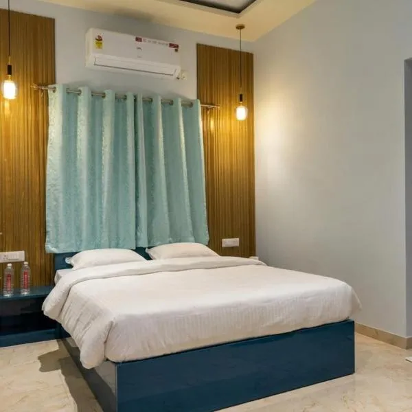 Raj Royal Hotel – hotel w mieście Nagpur