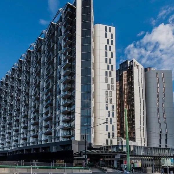 Harbour Haven Sleep 7 Free Parking Free Tram to CBD، فندق في ملبورن