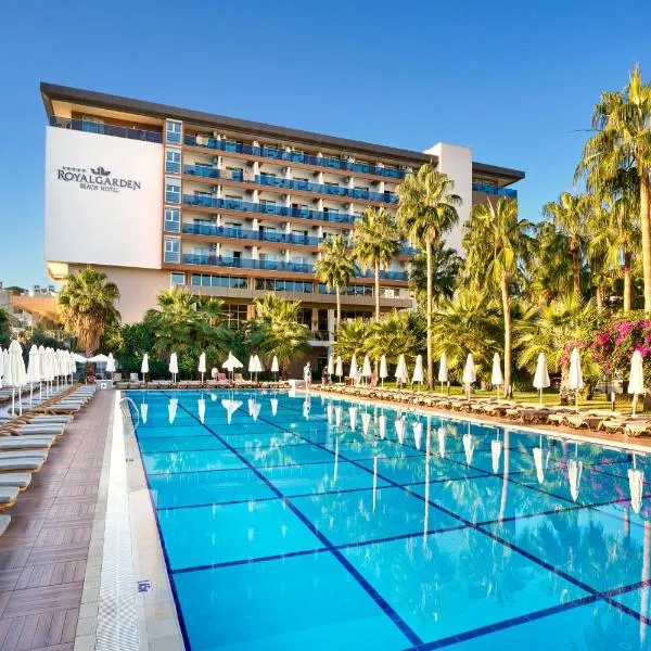 Royal Garden Beach Hotel, khách sạn ở Konaklı