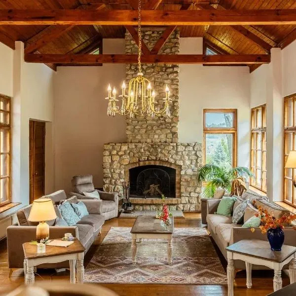 Villa Alba by Akasha Retreat, khách sạn ở Bran