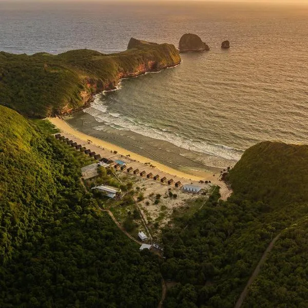 UMARIMBA Beach Lodge, hotel a Bumbang