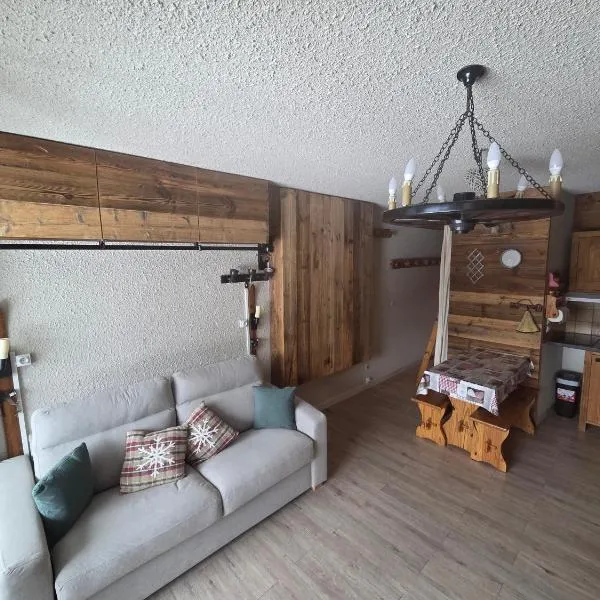 Studio cabine 4 pers Cosy esprit chalet Les glovettes, hôtel à Villard-de-Lans