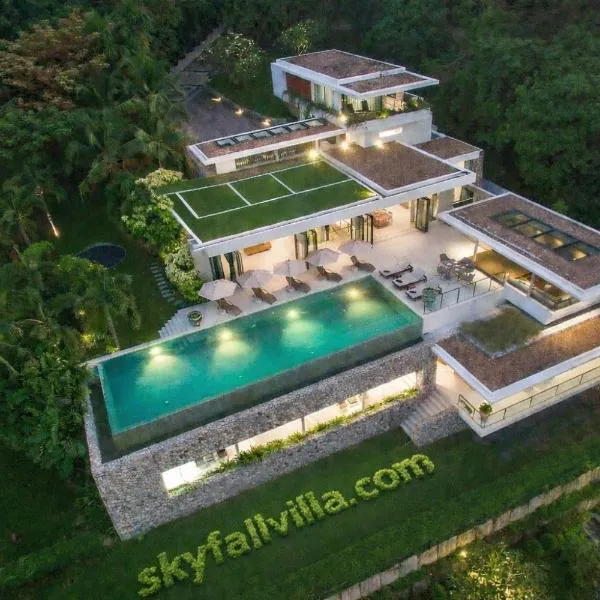 Villa Skyfall Thailand Phuket، فندق في شاطئ بنوا