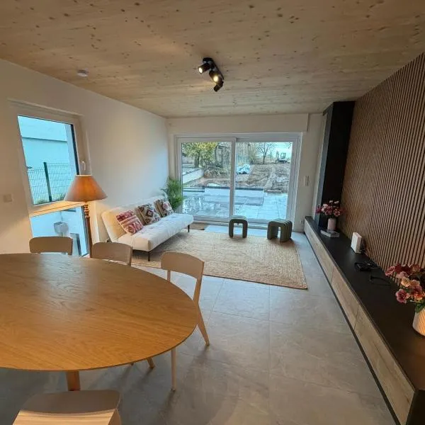NEW - Mullerthal Basecamp - Sleeps 6، فندق في بوفورت