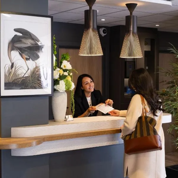 Oneloft Hotel، فندق في أوبرناي