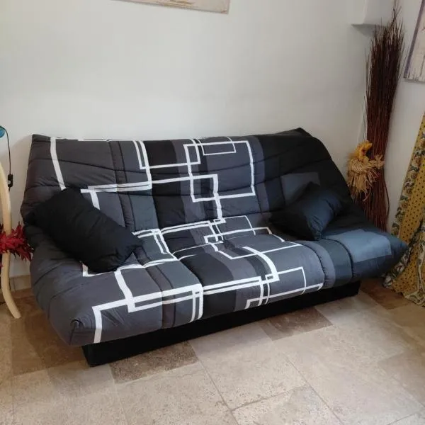 L'atelier de Raymond, ξενοδοχείο σε Verfeuil