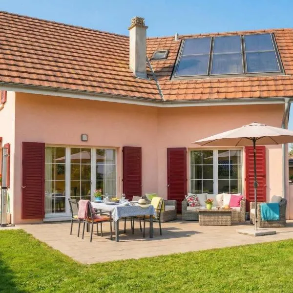 Villa spacieuse et familiale, Hotel in Servion