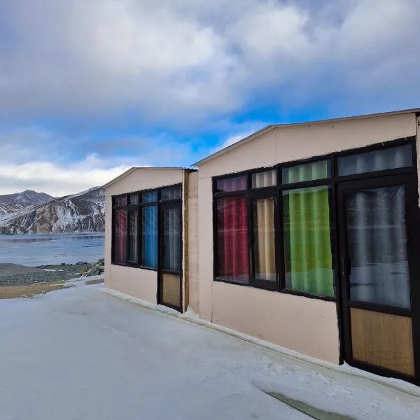 pangong rainbow cottage, hotel en Lukung