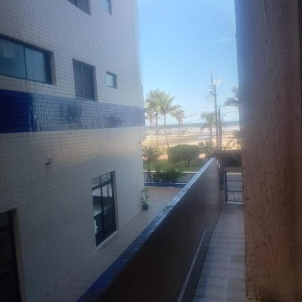 Apto pé na areia, confortável e bem localizado!