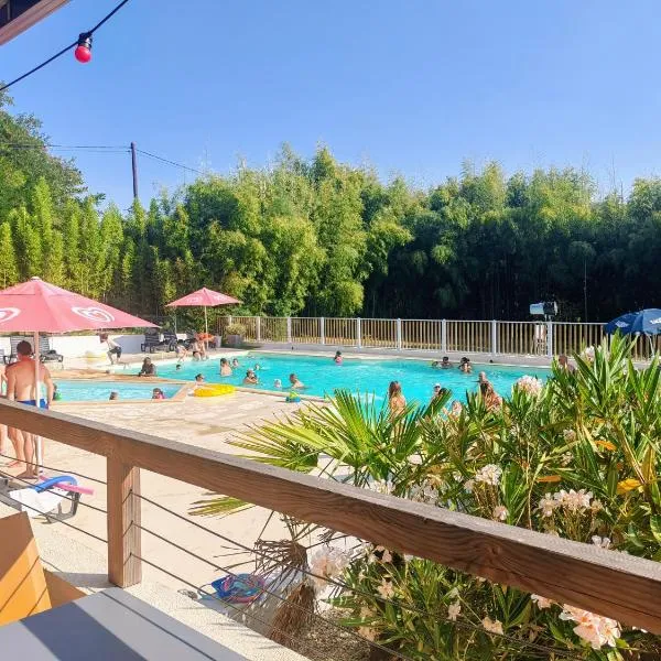 Camping L'oasis Du Berry, hotelli kohteessa Saint-Gaultier