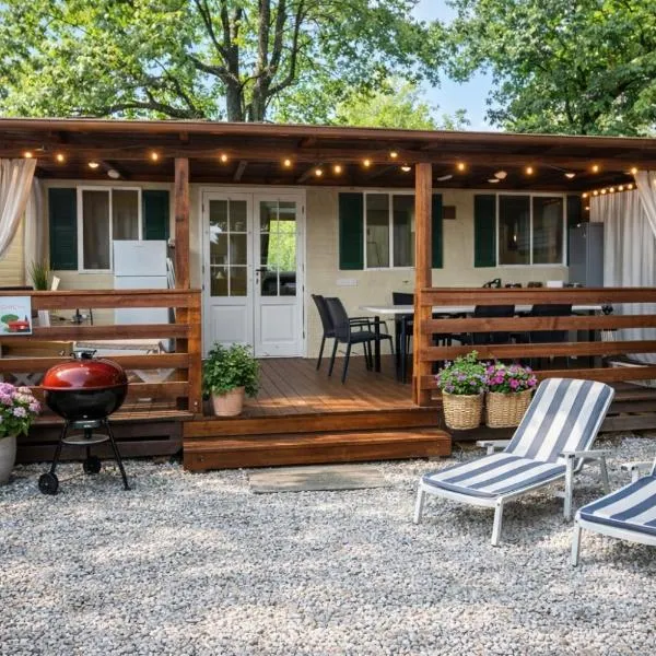 Bungalow Resort Ameglia, hotel sa Ameglia