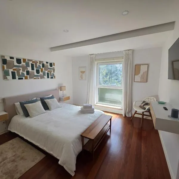 Stylish Apartment in Coimbra s Heart, hotel di Coimbra
