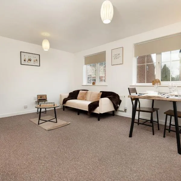 3-Bedroom Home - Sleeps 6 - Parking - Contractors, hotel Nottinghamben