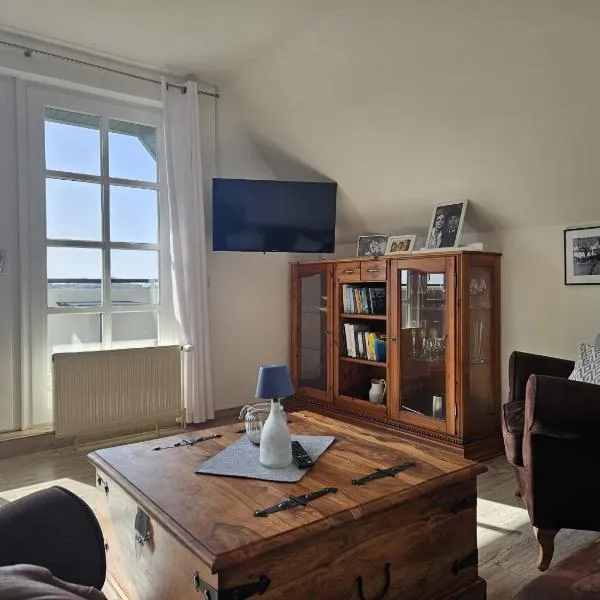 Ferienwohnung Leuchtturmblick, Hotel in Pellworm