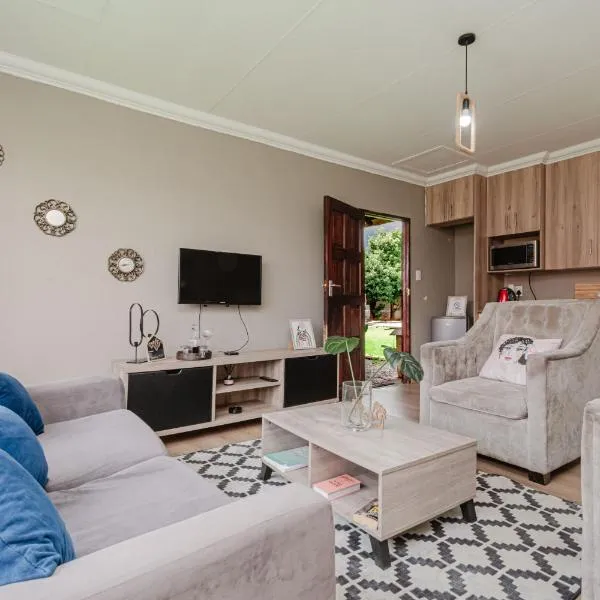 Rams Guest Suite- Private Furnished Home for Long Stays in Henley on Klip, hôtel à Meyerton