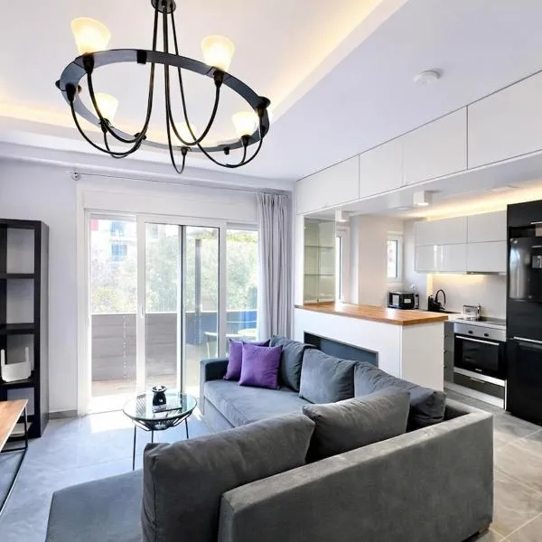 Sea Whisper Apartment in Rafina by ΜΡS, hotel u gradu Rafina