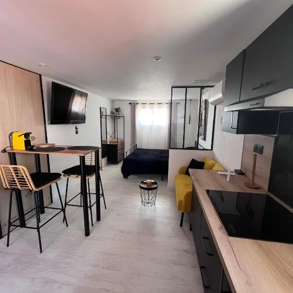 Le Sofa, khách sạn ở Ampus