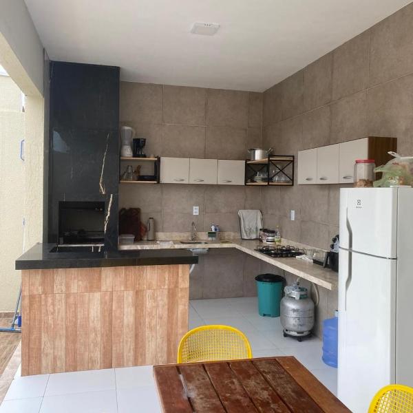 Casa com 03 Suites a Beira Mar com Piscina e Churrasqueira apenas a 02 Minutos da Praia - Foto 5