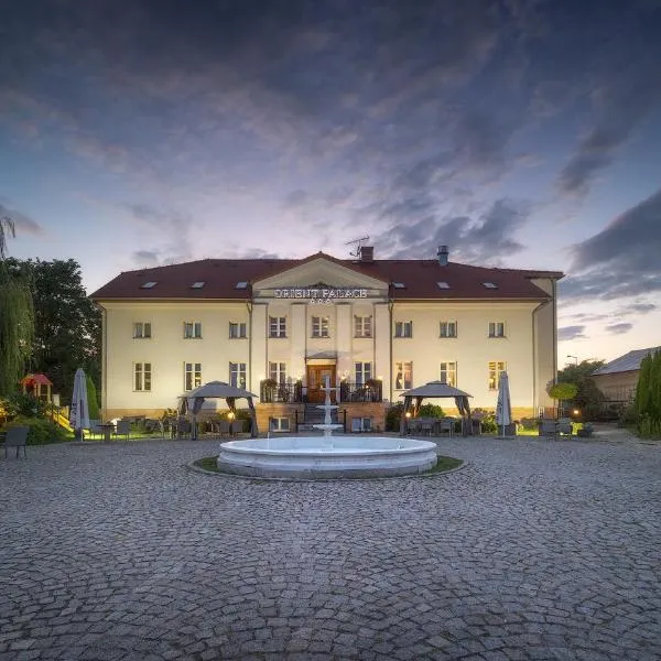 Orient Palace, ξενοδοχείο σε Bielany Wroclawskie