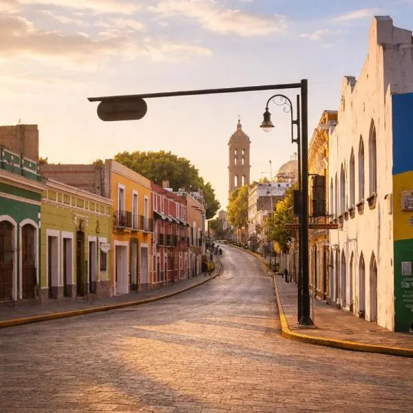 Hostalgia Casa Zul, hotell i Puebla